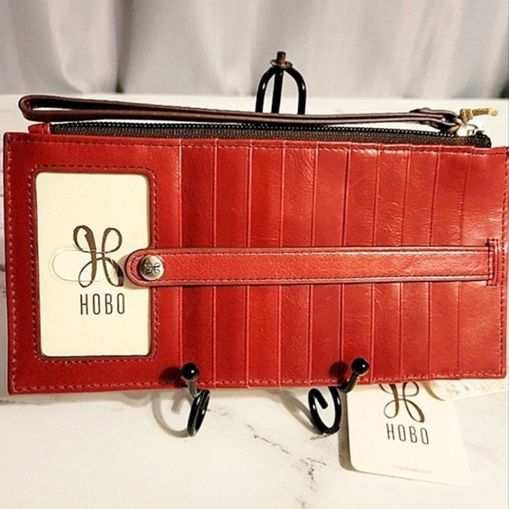 NWT HOBO 'Kimi' Cardinal Leather Wallet/Wristlet/Card Holder w/Wanderlus…